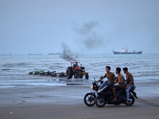 【优选推荐】Adobe Firefly会员续费多少钱怎么买最省钱